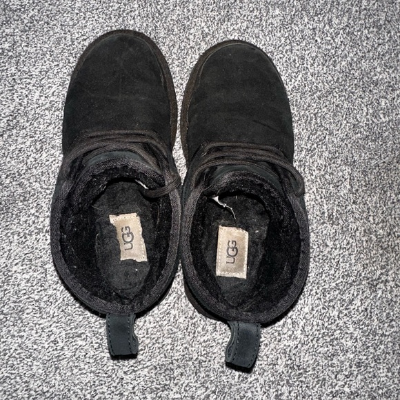 UGG Australia Neumel Boot - Picture 5 of 9